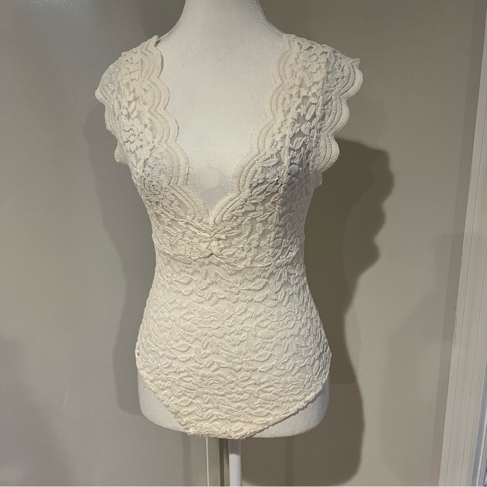 Zara Cream Lace Bodysuit